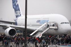 firstA380ZRH2010